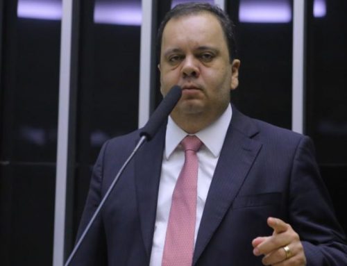 Eleição da Câmara: Como Elmar Nascimento pretende superar candidatura de Hugo Motta