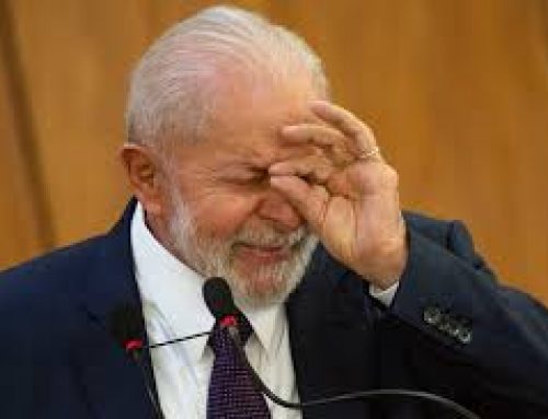 Lula ainda tem risco de sangramento intracraniano e deve repetir exames, dizem médicos