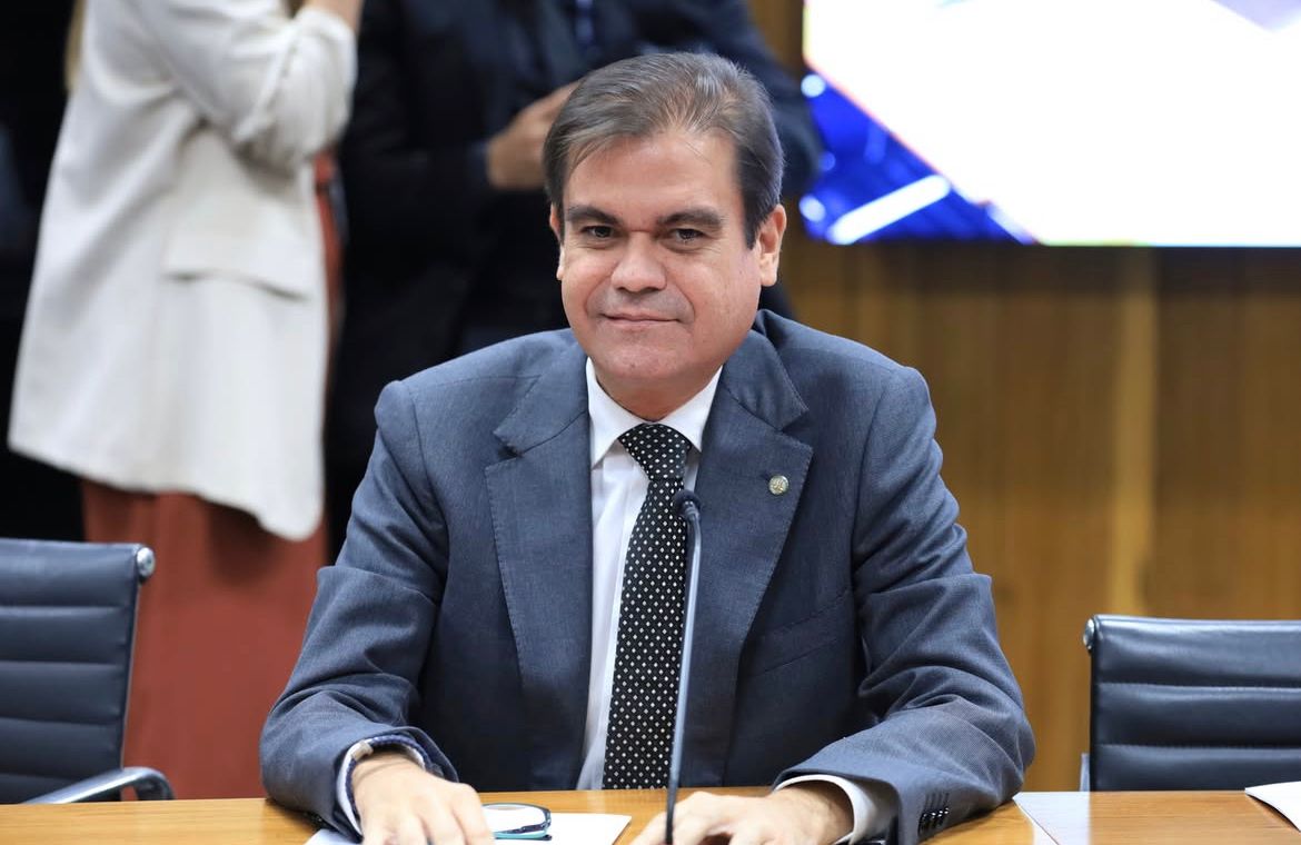 Mersinho cogita Senado, vice ou reeleição e reforça lealdade ao grupo de João Azevêdo